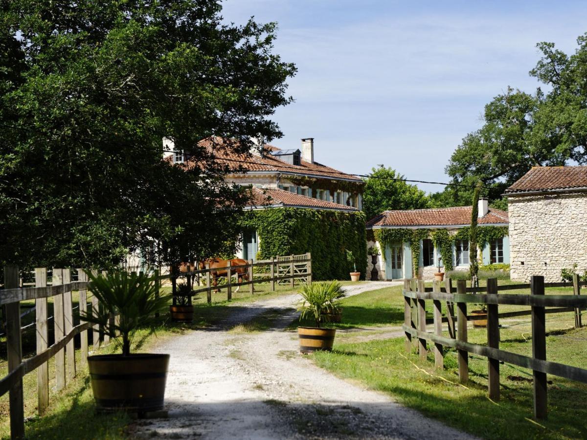 Chateau De L'Isle - Chambres D'Hotes Castelnau-de-Médoc Exterior foto